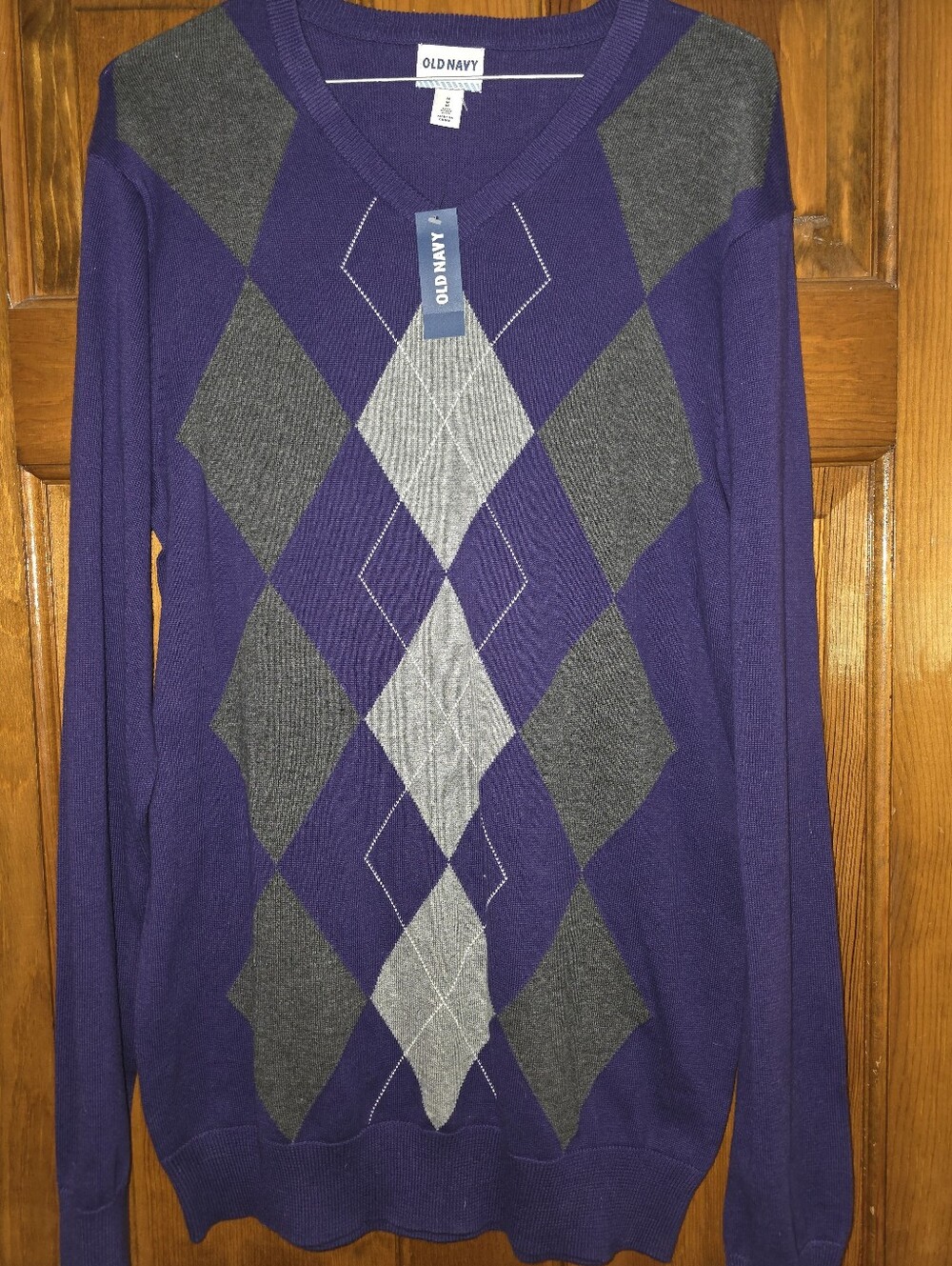 Old Navy Purple and Gray Argyle V-Neck Sweater - Men's